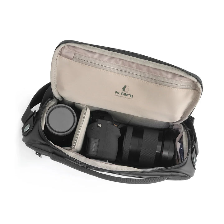 KANI TP-060M Black (6.4L) Water-repellent Shoulder Bag