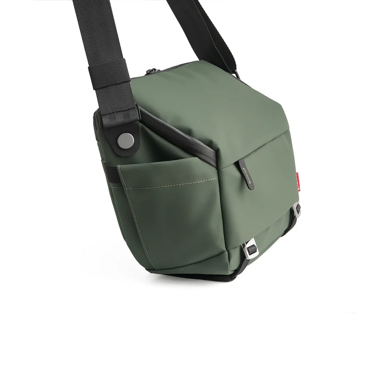 KANI TP-060M Green (6.4L) Water-repellent Shoulder Bag